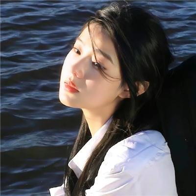 北极百货的秋乃小姐